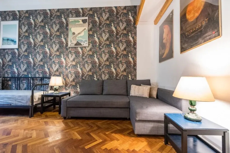 Opera Apartments