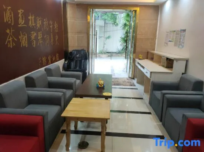 Lvzhou Hotel