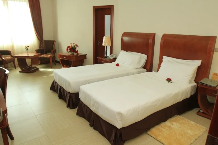 Standard Twin room with balcony