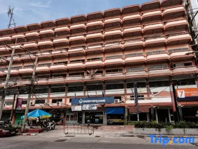 Glur Hostel Pattaya Walking Street - パッタヤー