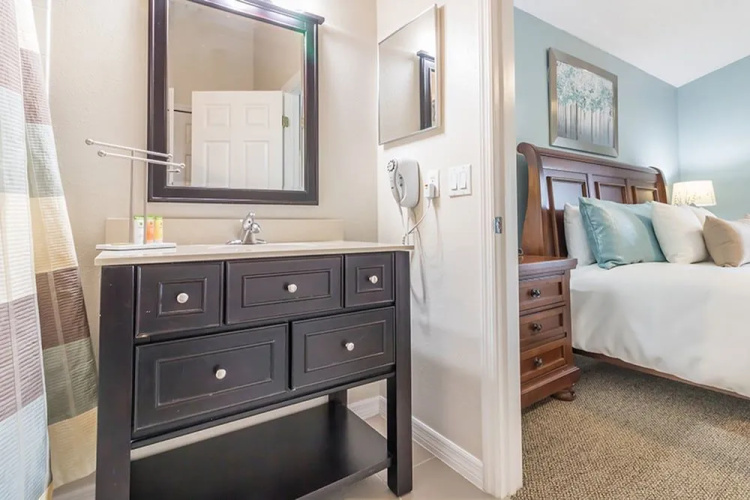 Oak Island Cove 2801