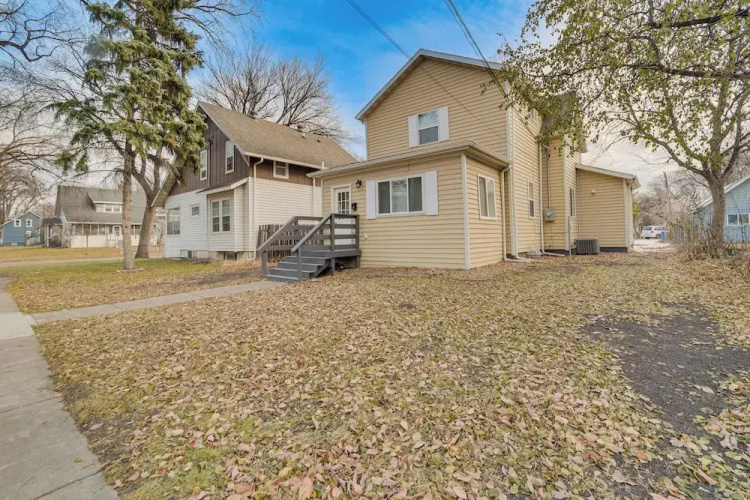 Dog-friendly Home < 1 Mi to Downtown Fargo!
