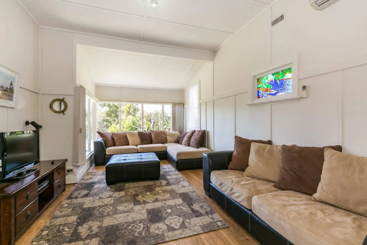 Beachfront Cottages Torquay