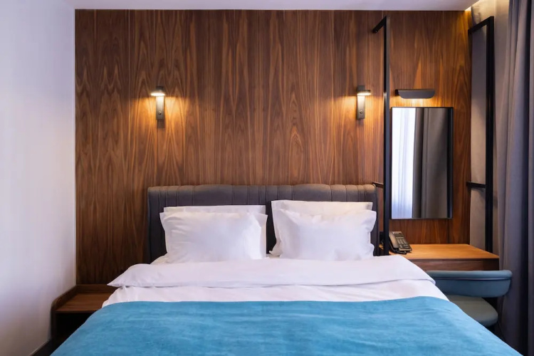 SQUARE by Margo Hotel