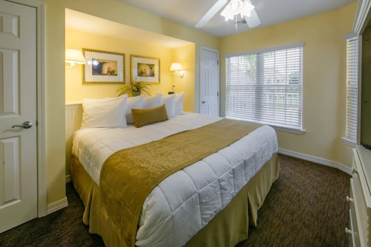 3 Bedrooms Villa