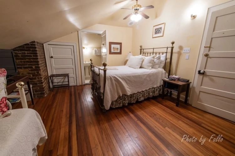 Standard Attic room
