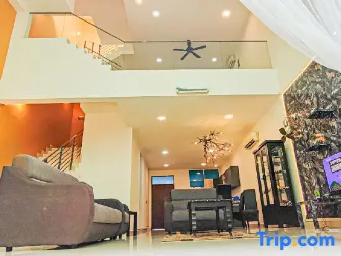 Private Pool Villa at Puchong by HCK