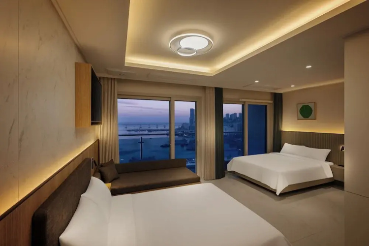 NewCZ Nampo Hotel
