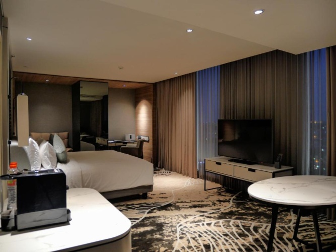Executive Double Suite
