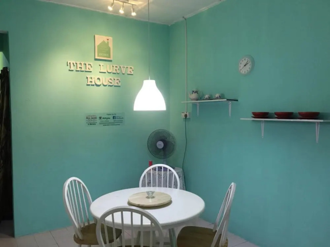 The Lurve House
