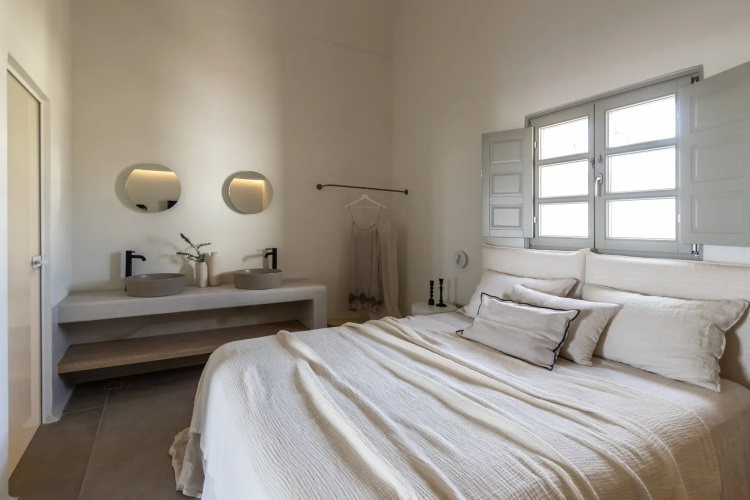 Frescoes Luxury Suites