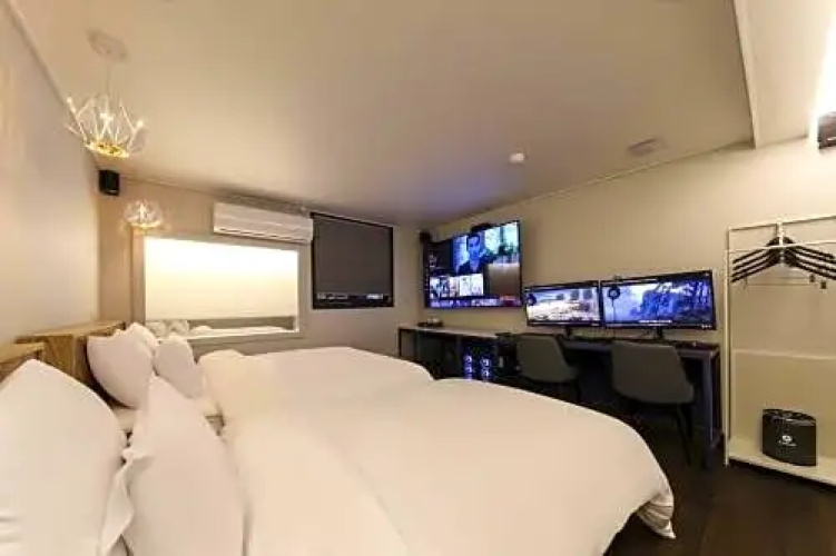 Ekklim Business Hotel