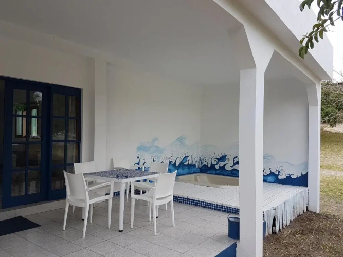 2 Bedrooms Cottage