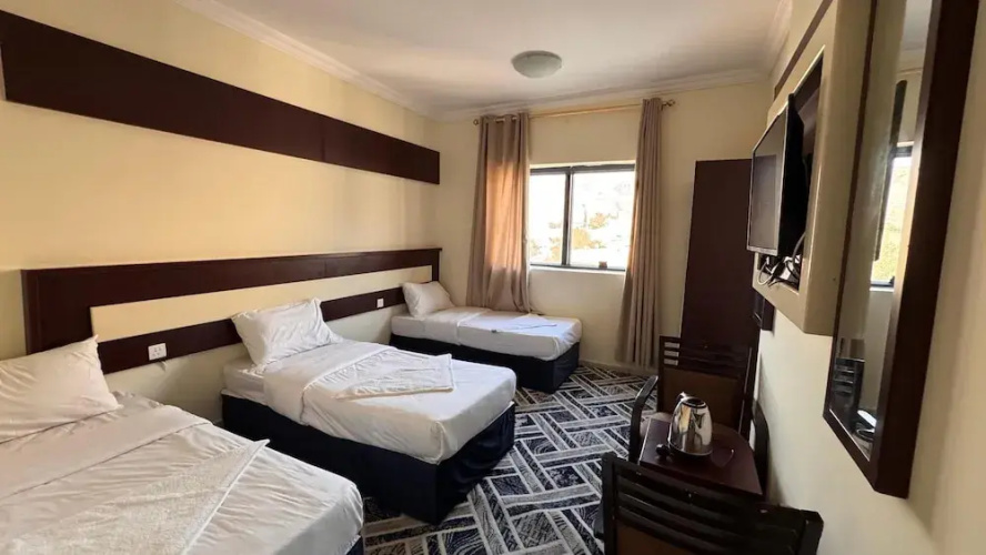 Durrat Al-ejaba Hotel