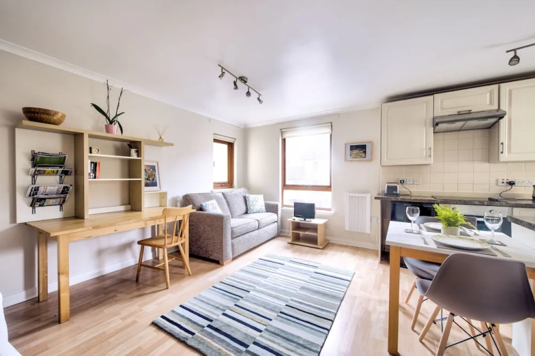Dean Village Studio Apartment