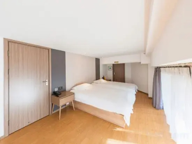 YUN MAN Suites Hotel