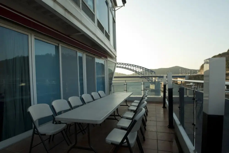 Tongyeong Geobukseon Hotel