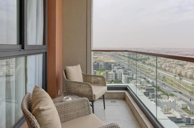 2 Bedrooms Apartment
