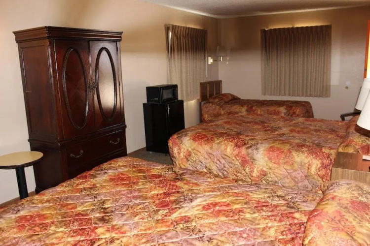 Budget Host Sundowner Motor Inn