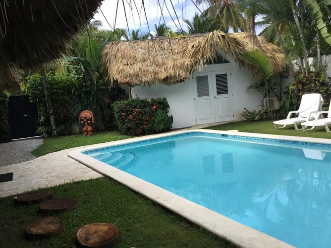 Pretty Caribbean Style Villa