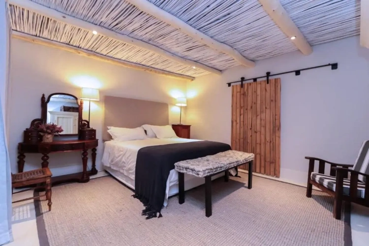 Standard room with view