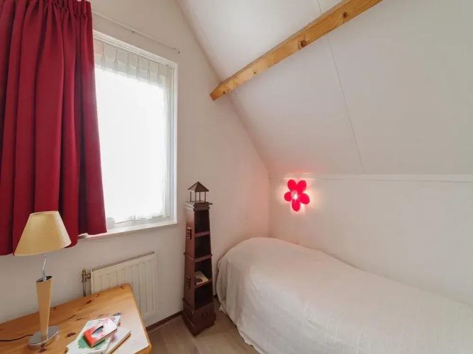 Spacious Holiday Home With Sauna Near Beach