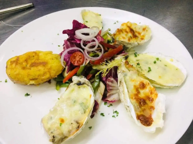 White River 1 Hostel