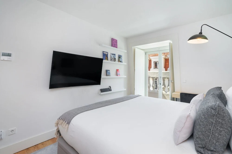 Prime Location Luxury Apartment