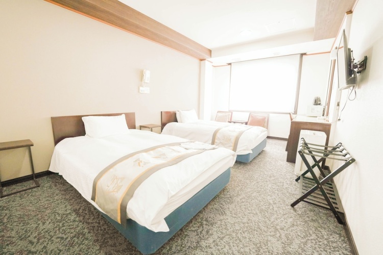 Standard Twin Family room