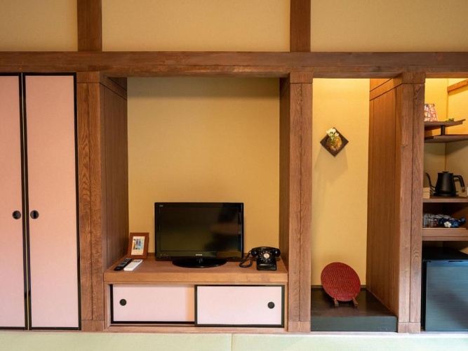 Standard Triple room with balcony