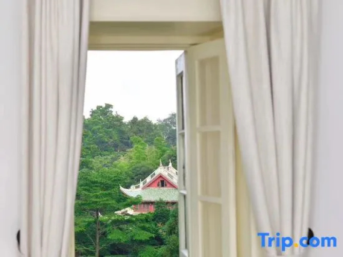 Yiyuan Hotel