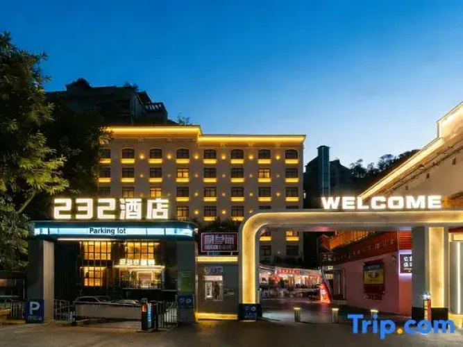 232HOTELS