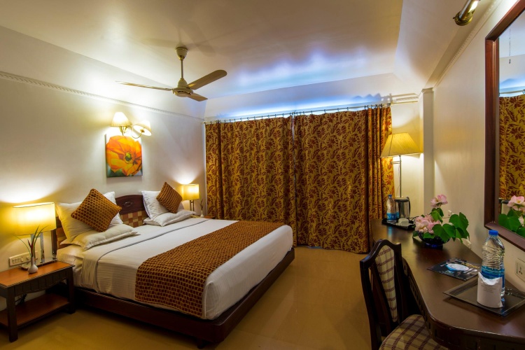 Standard Double room with view