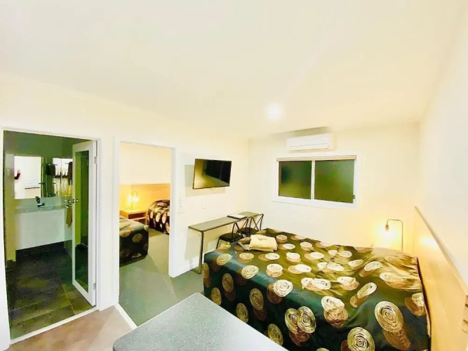 Auto Lodge Motor Inn