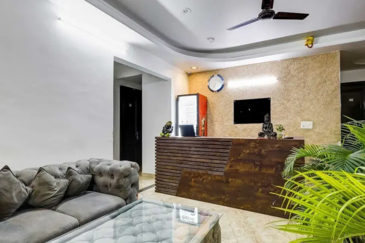 Hotel Viraj