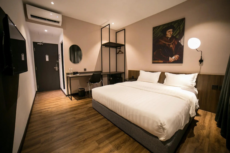 Eureka Hotel