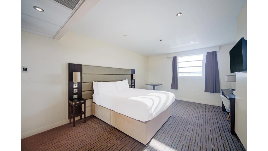 Belvilla Newport City Centre Hotel - Lifestyle photo 15