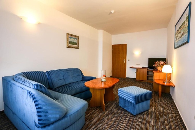 Suite with balcony and with sea view