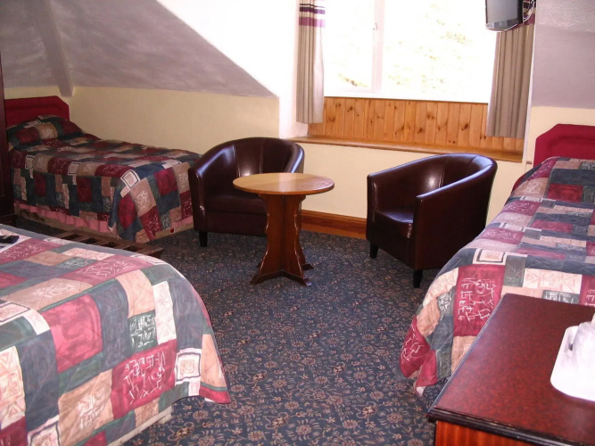 Marine Hotel
