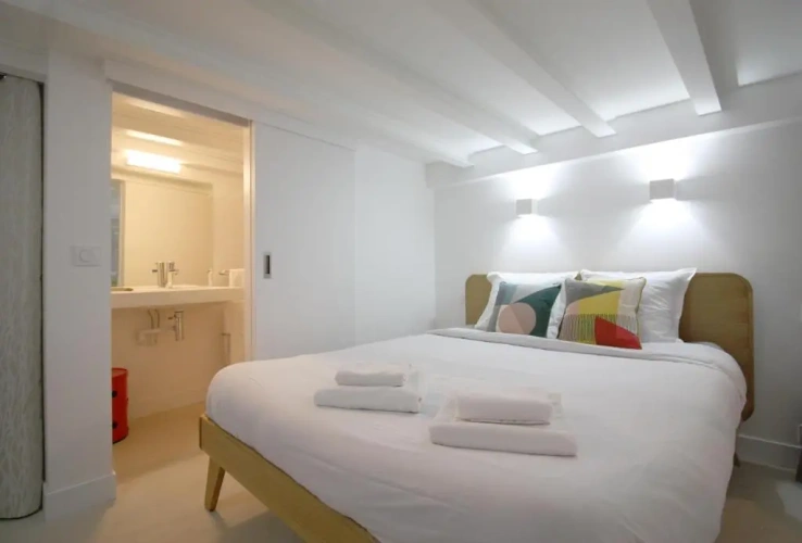 Deluxe Apartment