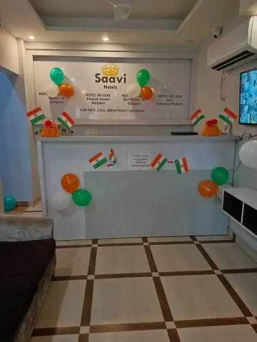 Saavi Hotel Sector 10