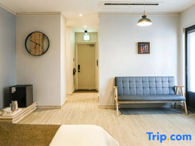 Deluxe Single room