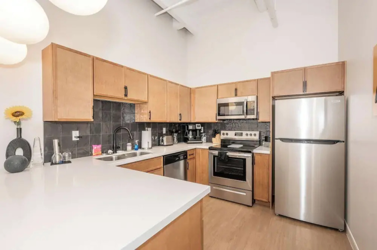 The 333 Suites 303 Suite for 6