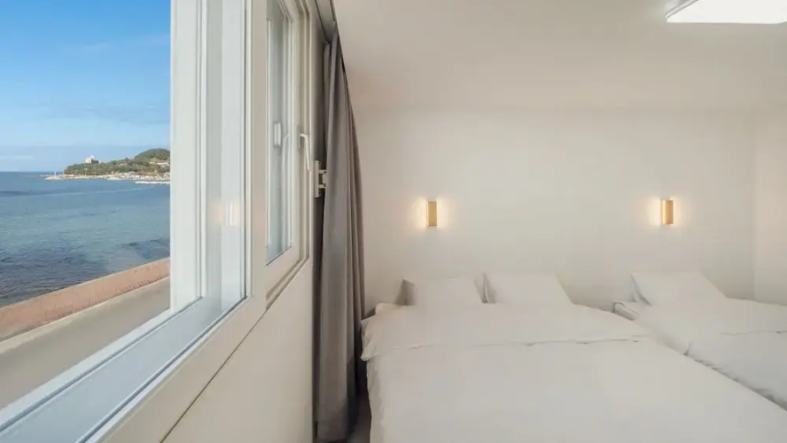 Pohang Luna Ocean View Pool Villa