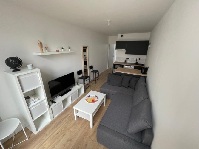 1 Bedroom Apartment