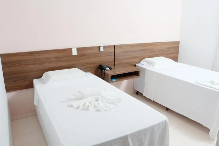 Hotel e Locadora Vizon