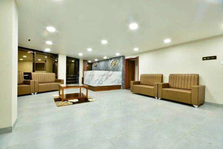 Hotel Amit executive Karad