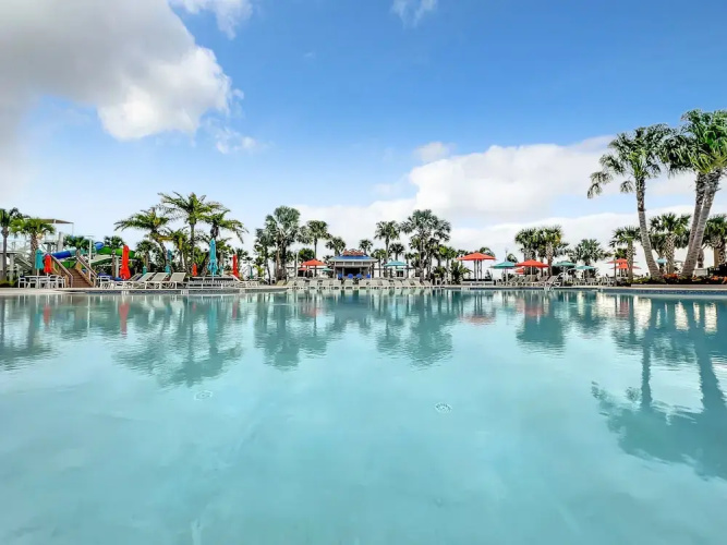 Windsor Island Vacation Pool Home