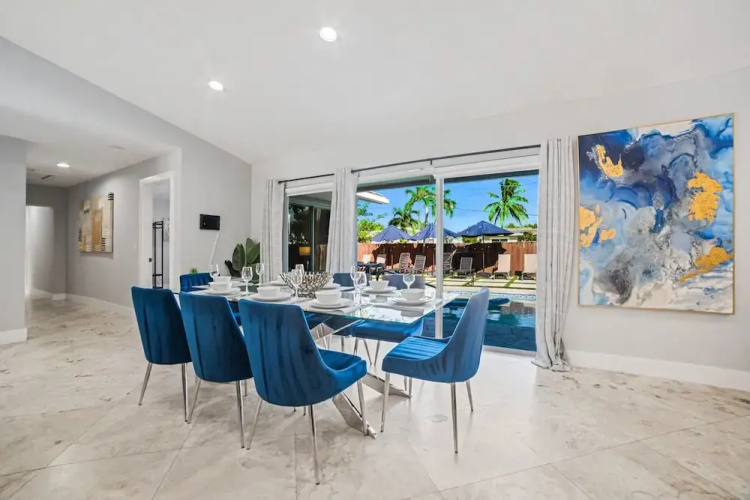 Spacious 6BR Beach Getaway w/ Heated Pool