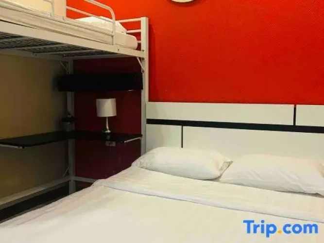 2 Bedrooms Villa